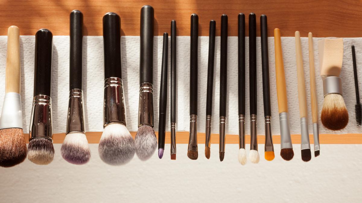 Guía completa de brochas de maquillaje: tipos, usos y cómo elegir las adecuadas para ti