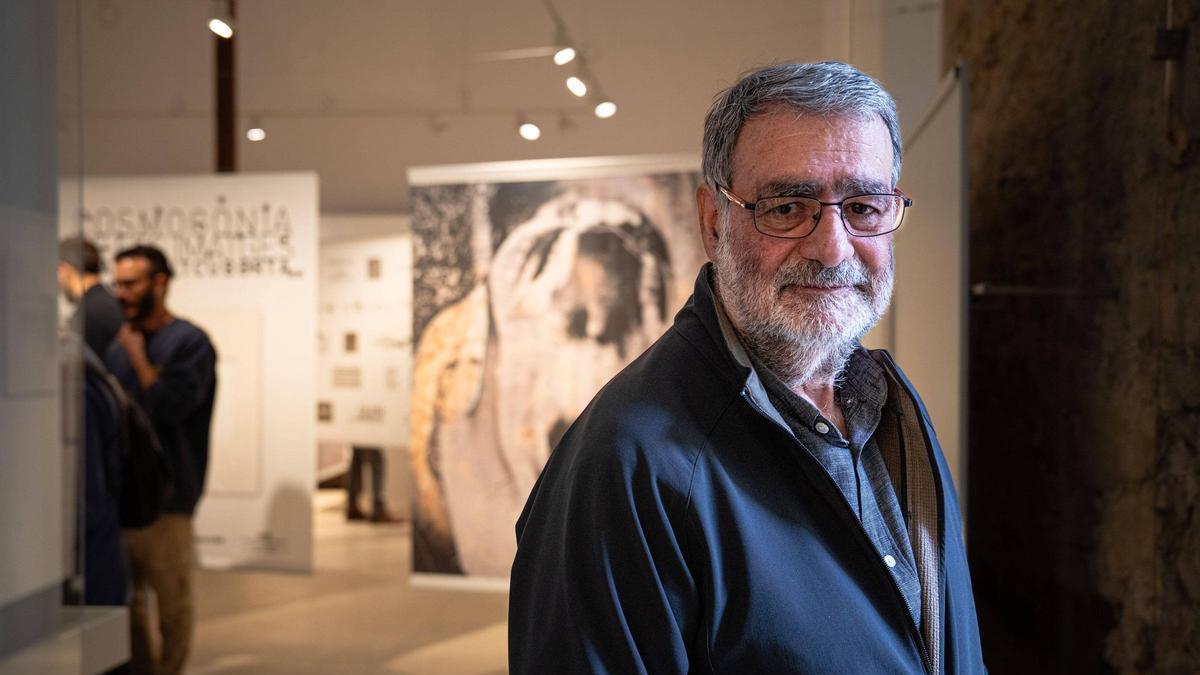 Joan Fontcuberta durant la inauguració de l'exposició a Manresa
