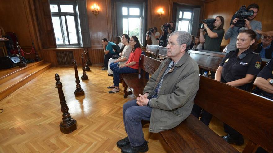 Miguel Rosendo, esta mañana en la Audiencia. // G. Santos