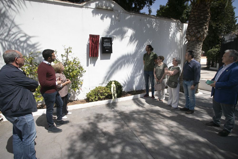 Cuatro vecinos de Sagunt que sufrieron la barbarie nazi en el campo de Mauthausen ya tienen un lugar donde ser recordados en la entrada del cementerio de Sagunt