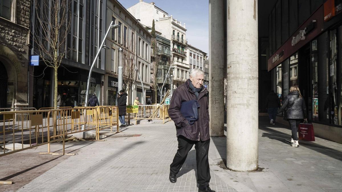 Estat actual del carrer Guimerà de Manresa
