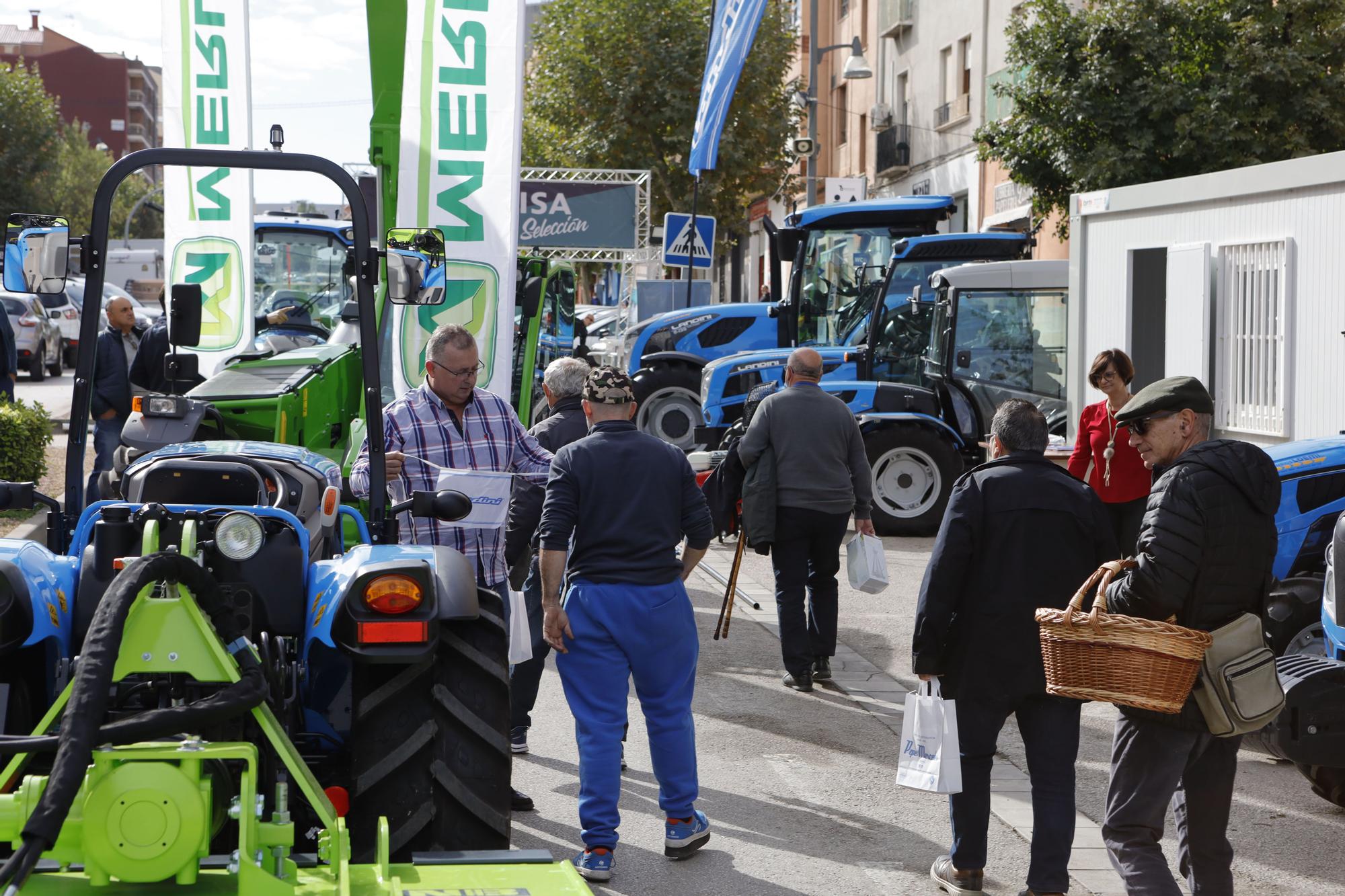 La Fira de Cocentaina prosigue con venta de vehículos, maquinaria agrícola y alimentación