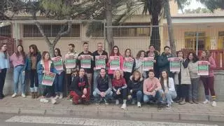 Los profesores de Alicante retoman las protestas para mejorar sus condiciones laborales: "Hemos llegado al límite"