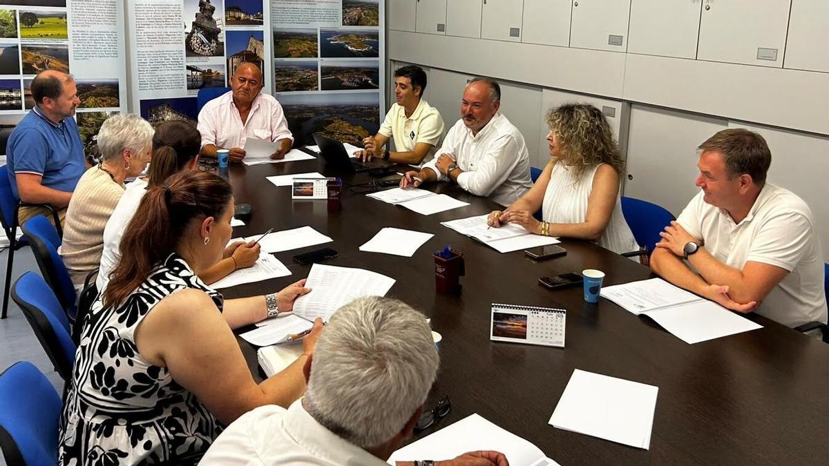 Pleno del Consorcio de As Mariñas para aprobar los pliegos del contrato de la recogida de la basura