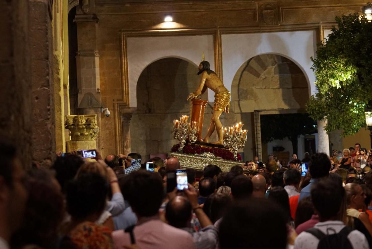 Los vía crucis de la Magna ya están en la calle