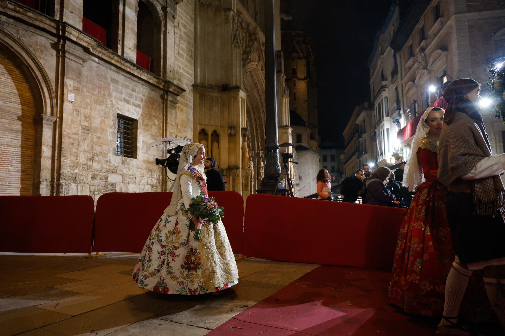 Todas las fotos de la Ofrenda del 17 de marzo por la calle de la Paz de 21:00 a 22:00 horas