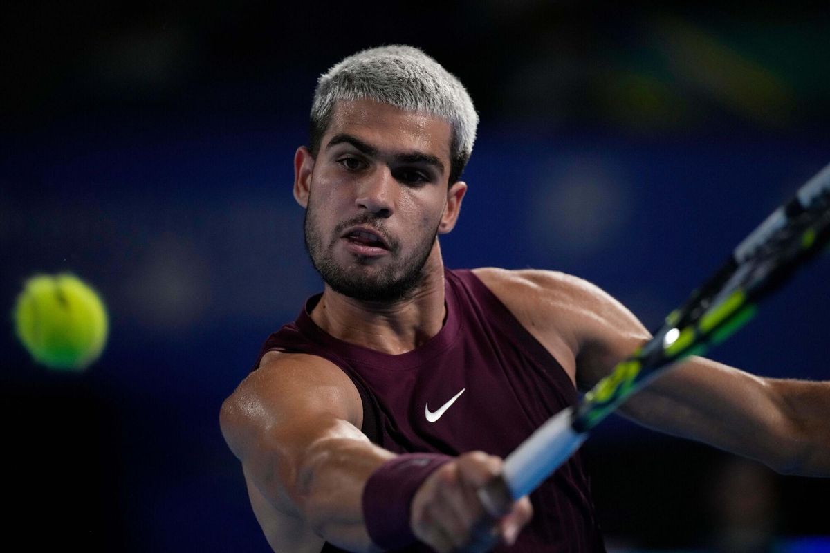 Alcaraz remunta contra Ruud per arribar a la seva desena final de l’any