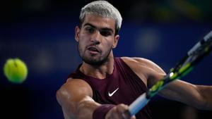 Alcaraz remunta contra Ruud per arribar a la seva desena final de l’any