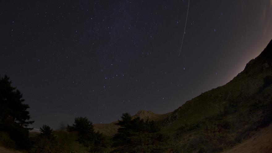 Lluvia de estrellas desde el Cabezo de la Jara.