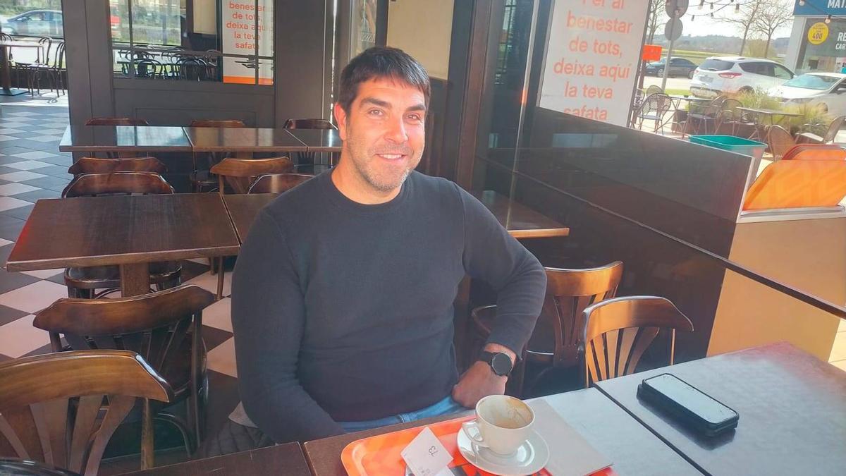 Cesc Estañol té 52 anys i es dedica al món de la construcció