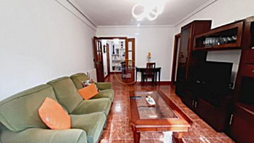 210.000 € Venta de piso en O Castro (Vigo) 80 m2, 3 habitaciones, 2 baños, 2.625 €/m2, 1 Planta...