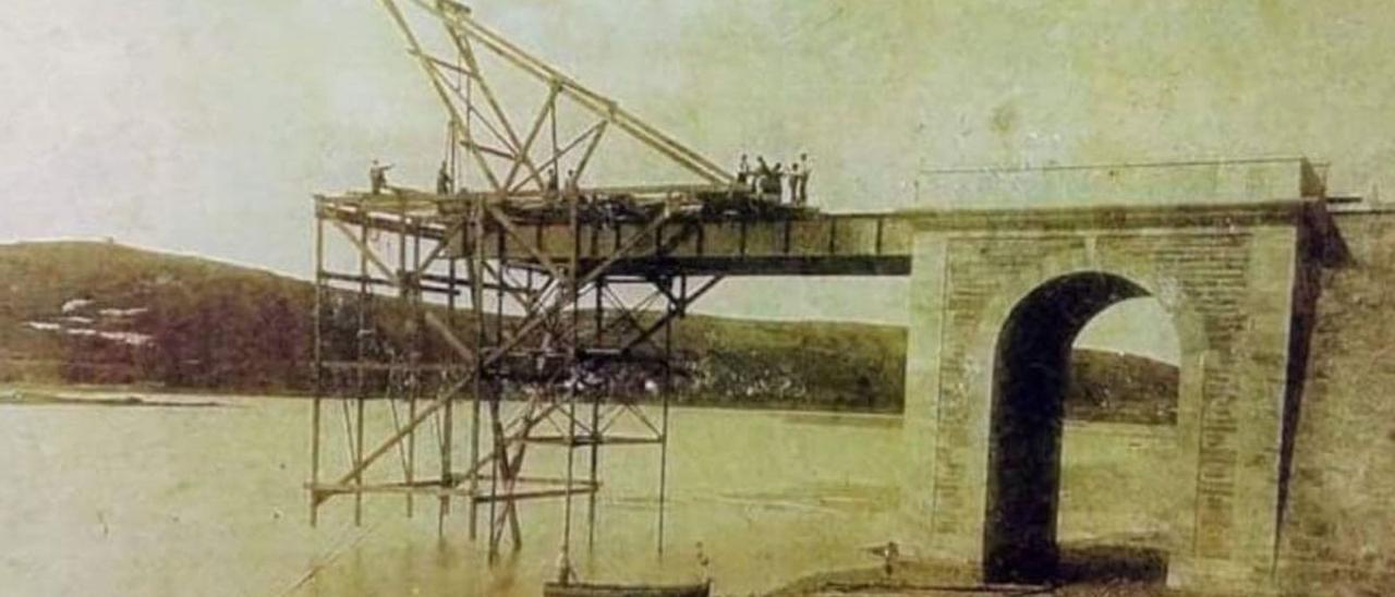 Plano del puente diseñado en 1896 por Juan M. Fernández.   | // CEDIDA