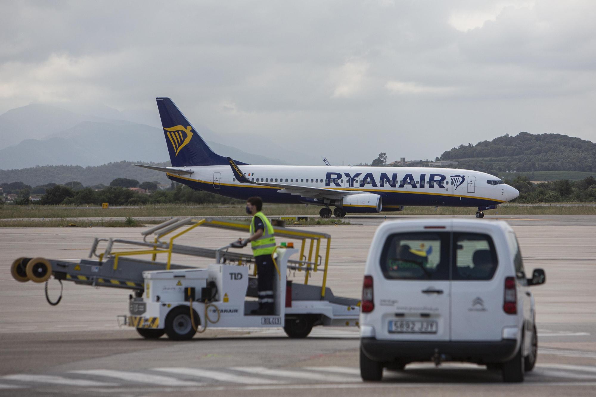 Ryanair torna a dur turistes a Vilobí d'Onyar