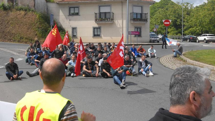 La huelga del metal paraliza la actividad en nueve de cada diez empresas dezanas