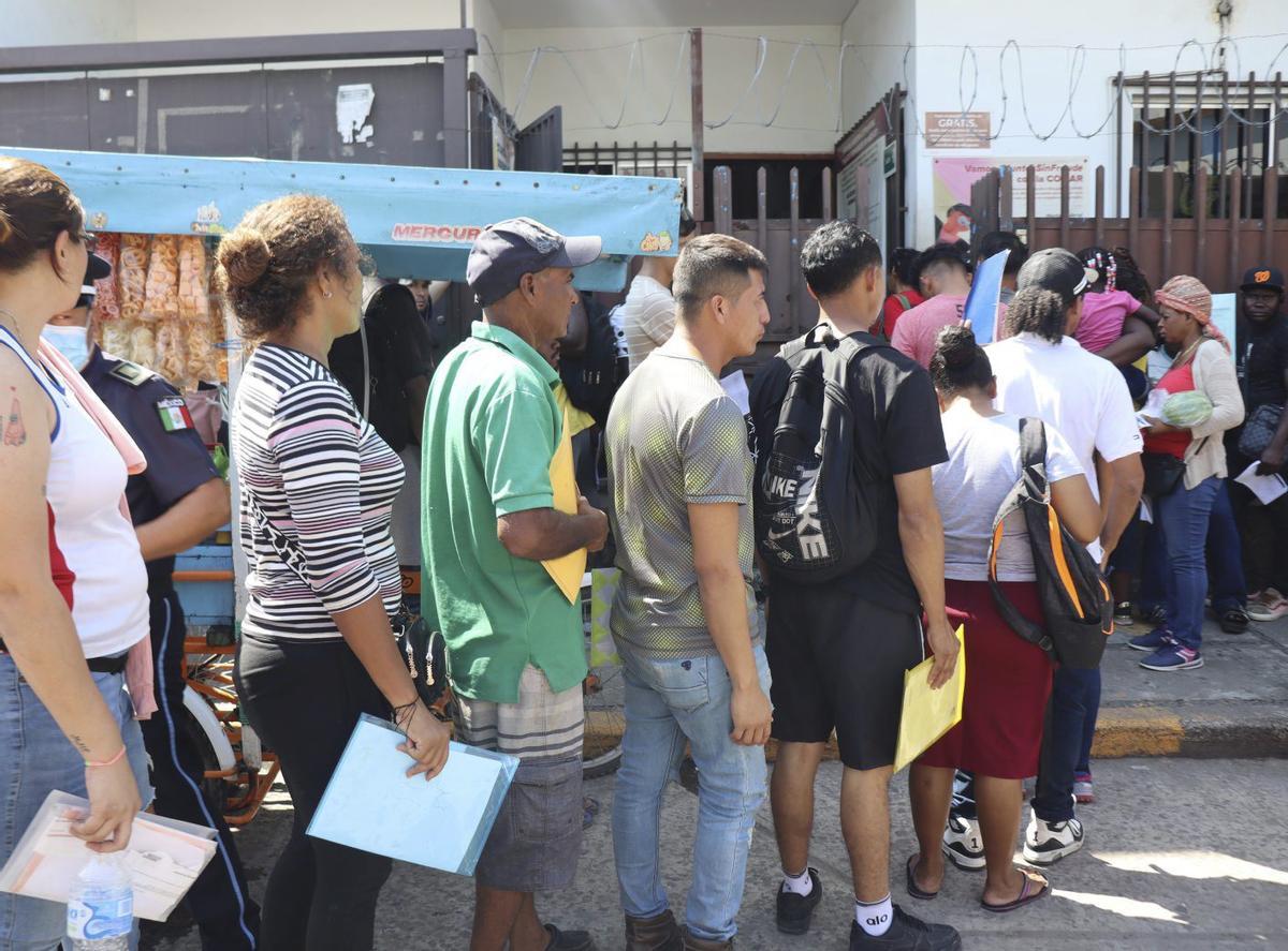 Mèxic li fa la feina bruta als EUA en la deportació d’immigrants