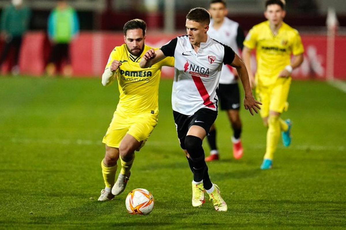 Un lance del partido entre Sevilla Atlético y Villarreal B en el Jesús Navas.