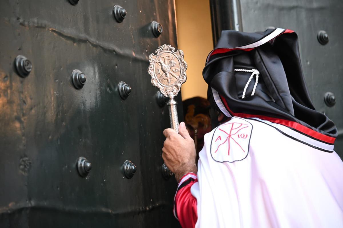 Así salen los pasos de Semana Santa este lunes en Elche