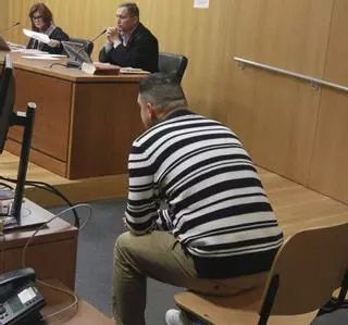 Mató a una joven en 2001 y ahora es condenado por la «subyugación y temor» que sufrieron su mujer e hija