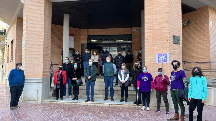 Silencio en l'Horta por la última víctima de la violencia machista