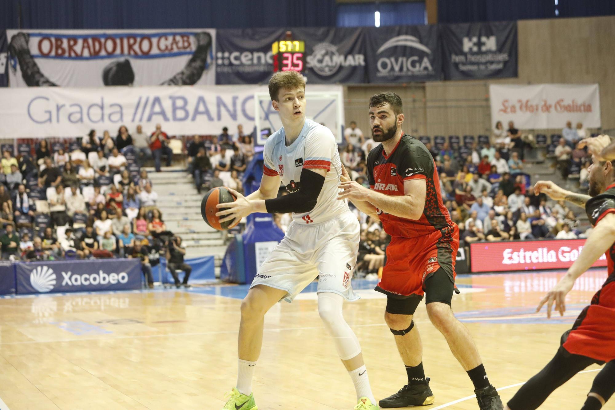 Monbus Obradoiro - Covirán Granada: las imágenes del partido