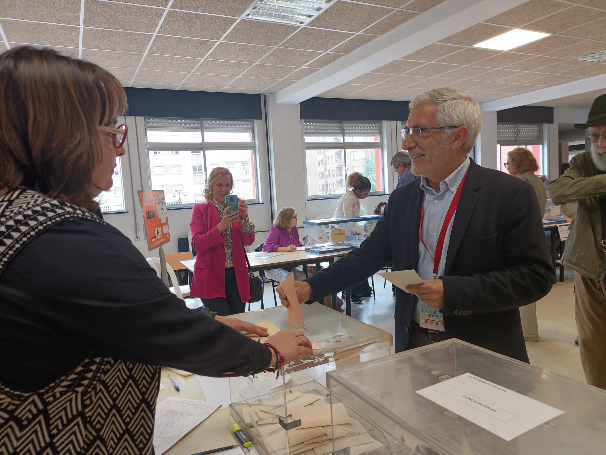 Las mejores imágenes de la jornada electoral del 28M en Asturias