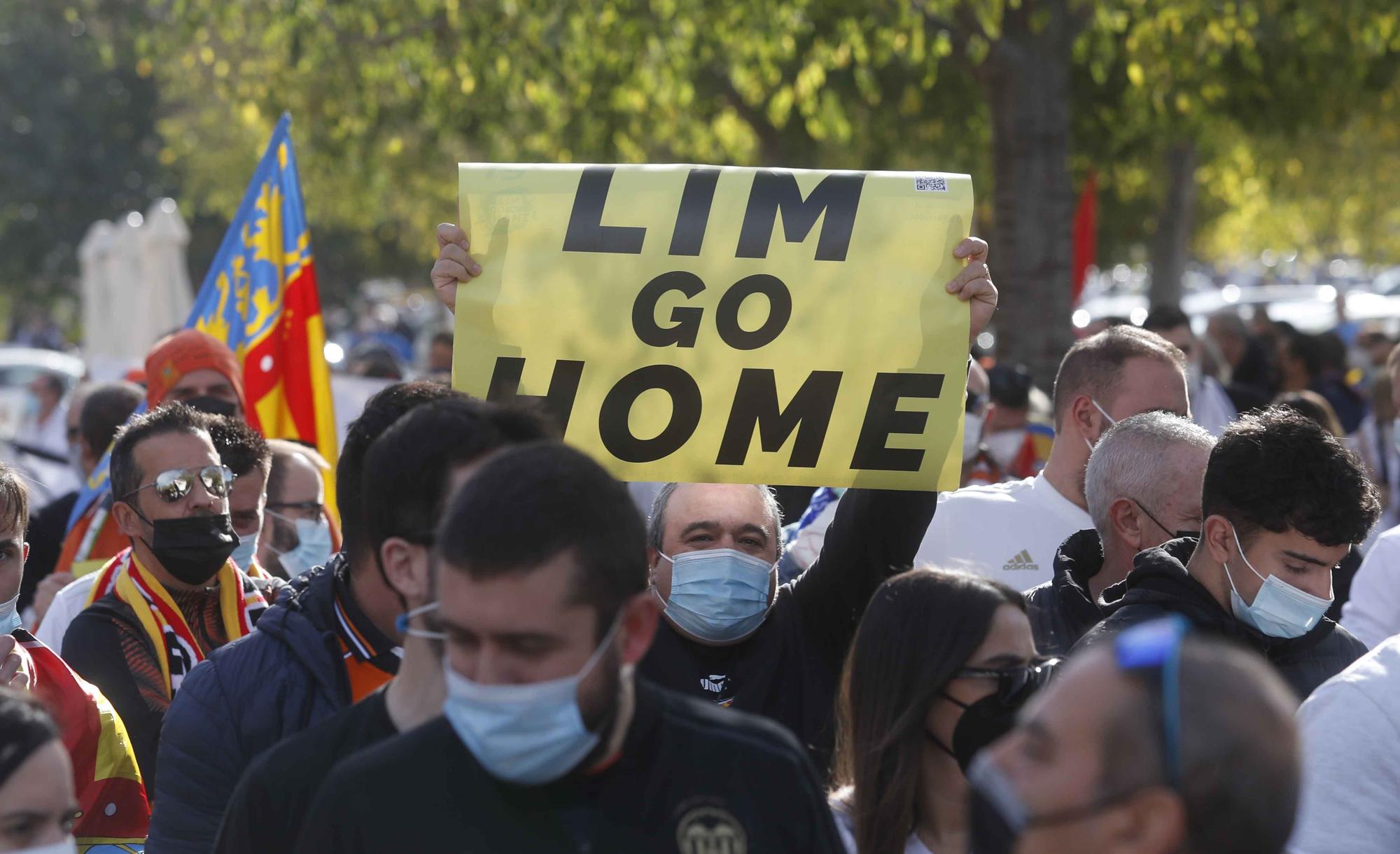 La manifestación valencianista contra Peter Lim (primera parte)