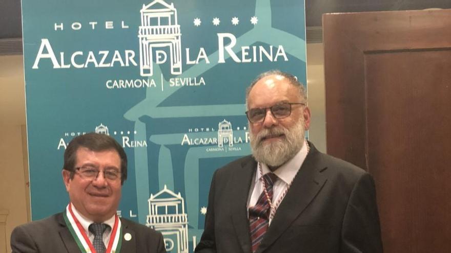 El cronista oficial de Torrevieja recibe la medalla de la Federación de cronistas Mexicanos