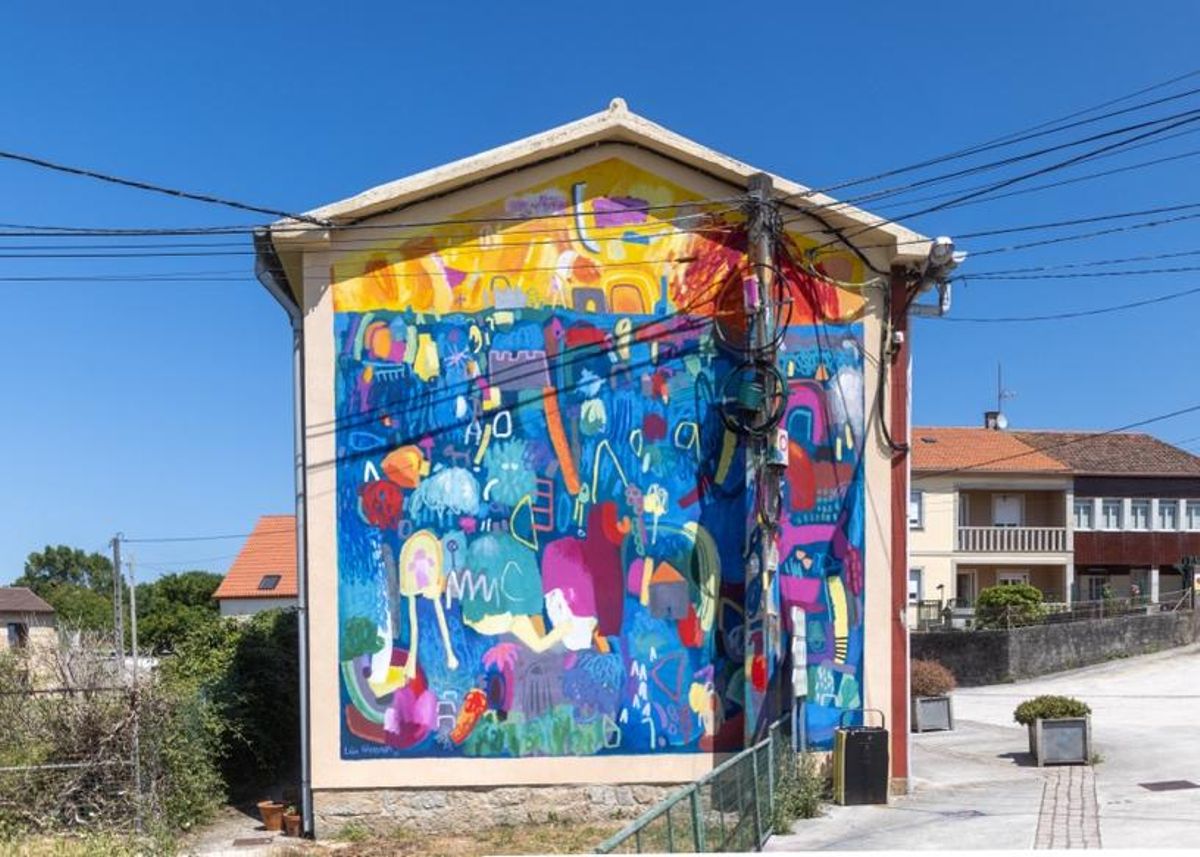 Mural realizado por Lúa Gándara nun dos muros da unitaria do Pazo.