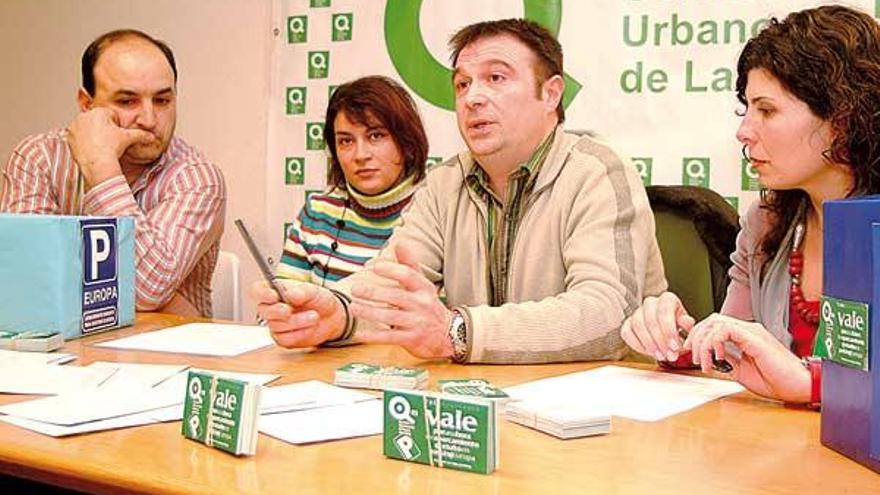 La junta directiva del CCU Quilómetro Cero, en un acto anterior.