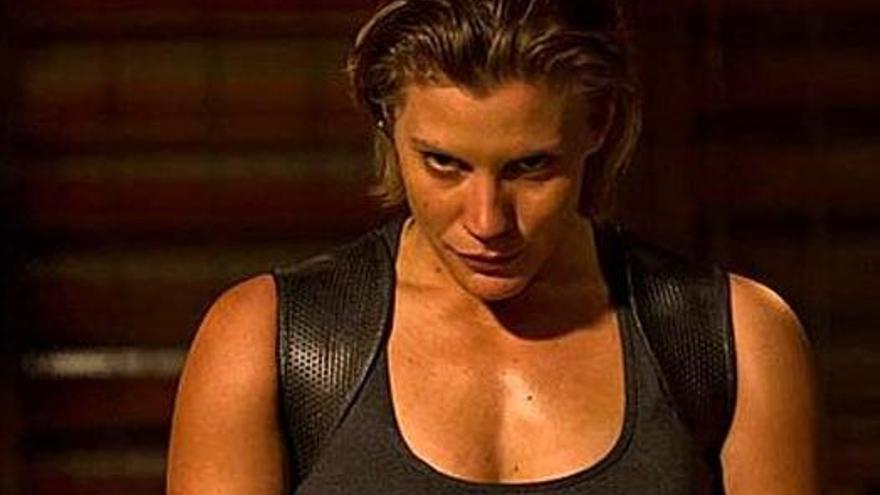 Katee Shackhoff.