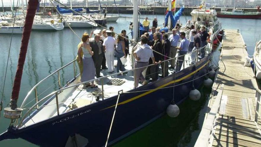 La goleta &#039;Juan de Lángara&#039;, atracada en A Coruña.