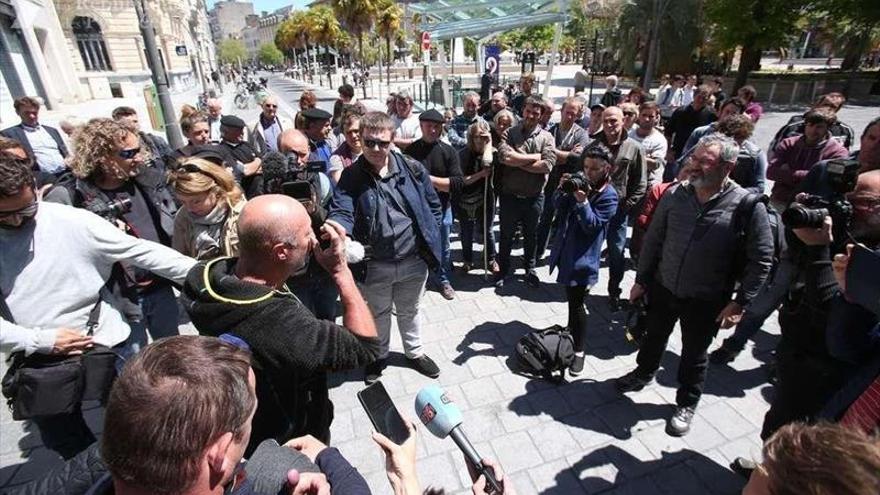 Ganaderos franceses protestan por los ataques de los osos