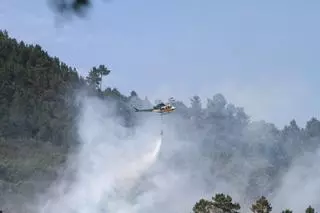 Restablecida la circulación ferroviaria entre Ourense y O Irixo tras los incendios provocados por el paso de un tren