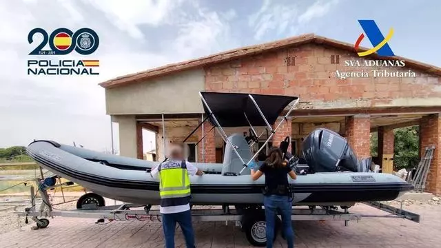 Cae una red en Alicante y Murcia que introducía migrantes en lanchas rápidas desde Argelia