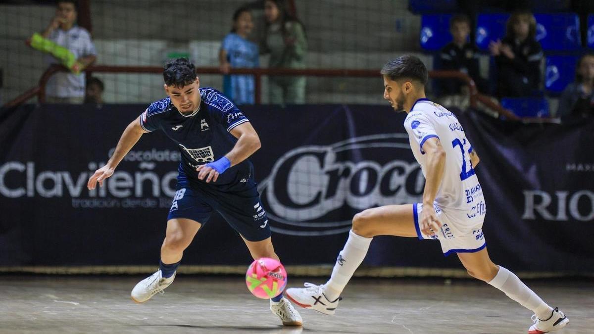 Lechero, en un partido de la temporada pasada en Primera División.