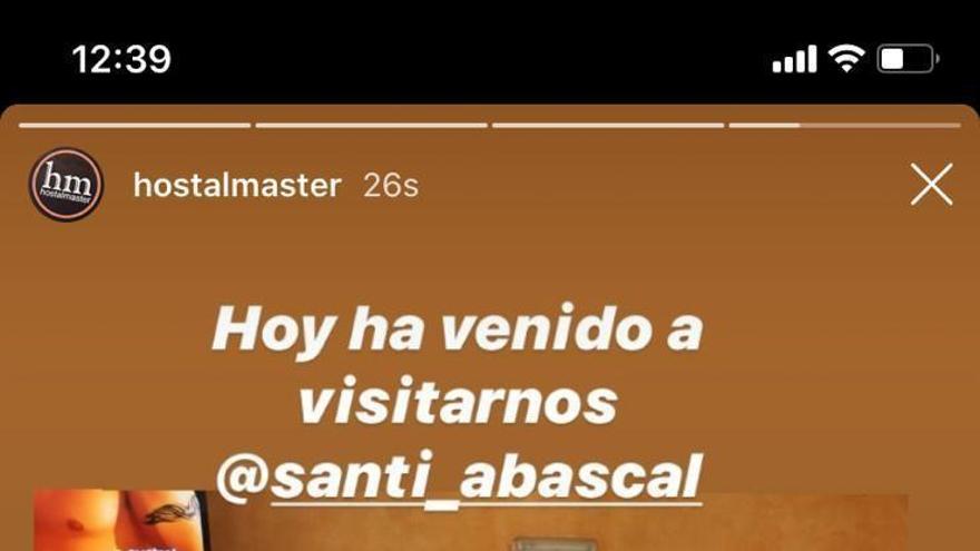 Publicación del Hostal Master de Villalpando sobre la visita de Santiago Abascal.