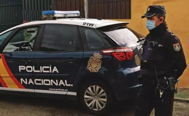 Un joven recibe una paliza por parte de otros diez en Costa Adeje