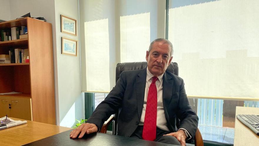 El magistrado Carlos Domínguez: «La justicia nunca ha recibido el trato que merece, da igual el partido que gobierne»