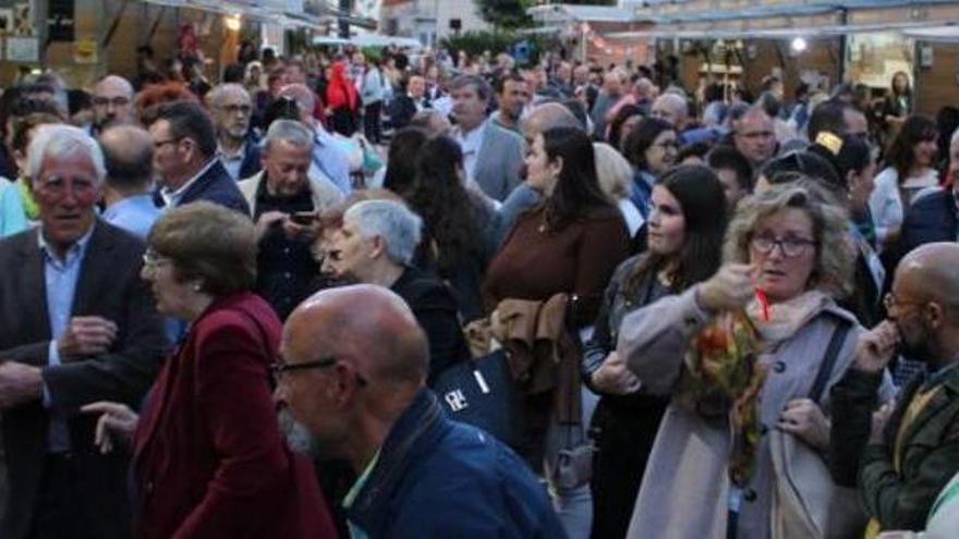 La feria comercial de Turís alcanza su vigésima edición