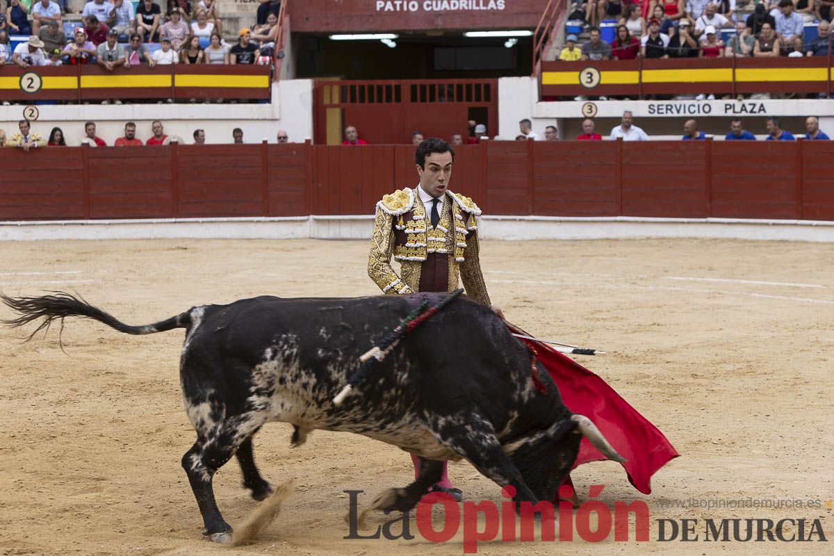 Tarde histórica en Abarán con la alternativa de José María Trigueros y el indulto de Tomás Rufo, junto a Castella salieron a hombros