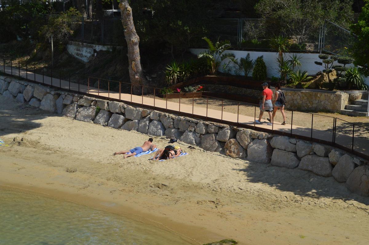 La millora també es fa notar a la connexió des de la platja de Canyelles