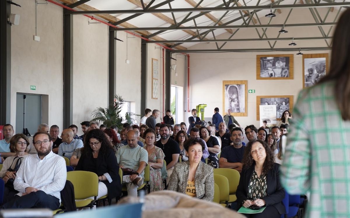 La jornada ha recibido una gran acogida, con un total de 150 personas inscritas procedentes de toda la provincia de Castellón.