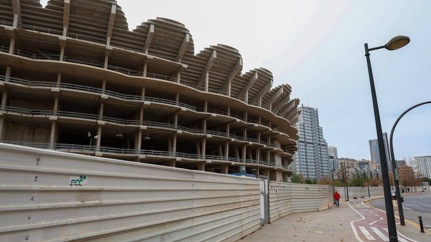 Las constructoras aún no han recibido el proyecto básico del Nou Mestalla