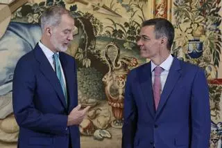 Pedro Sánchez se reúne con el Rey en el Palacio de Marivent