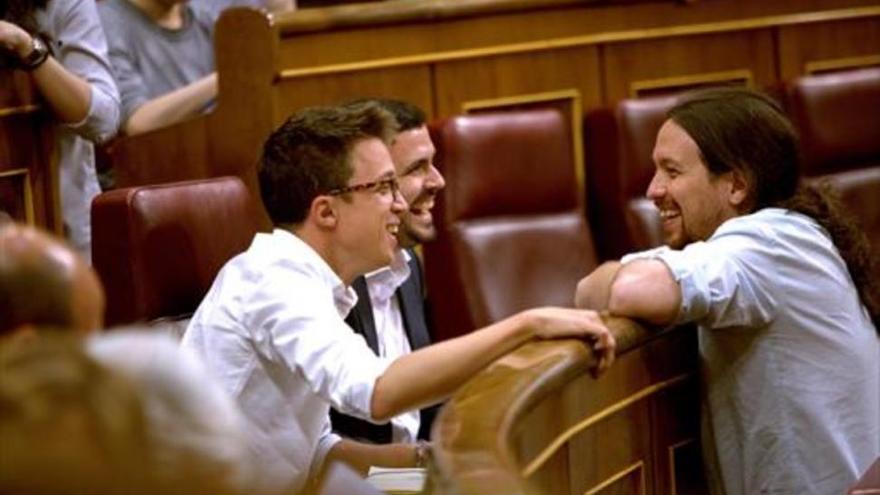 Garzón quiere más presencia mediática de IU y admite insuficiencias en Podemos