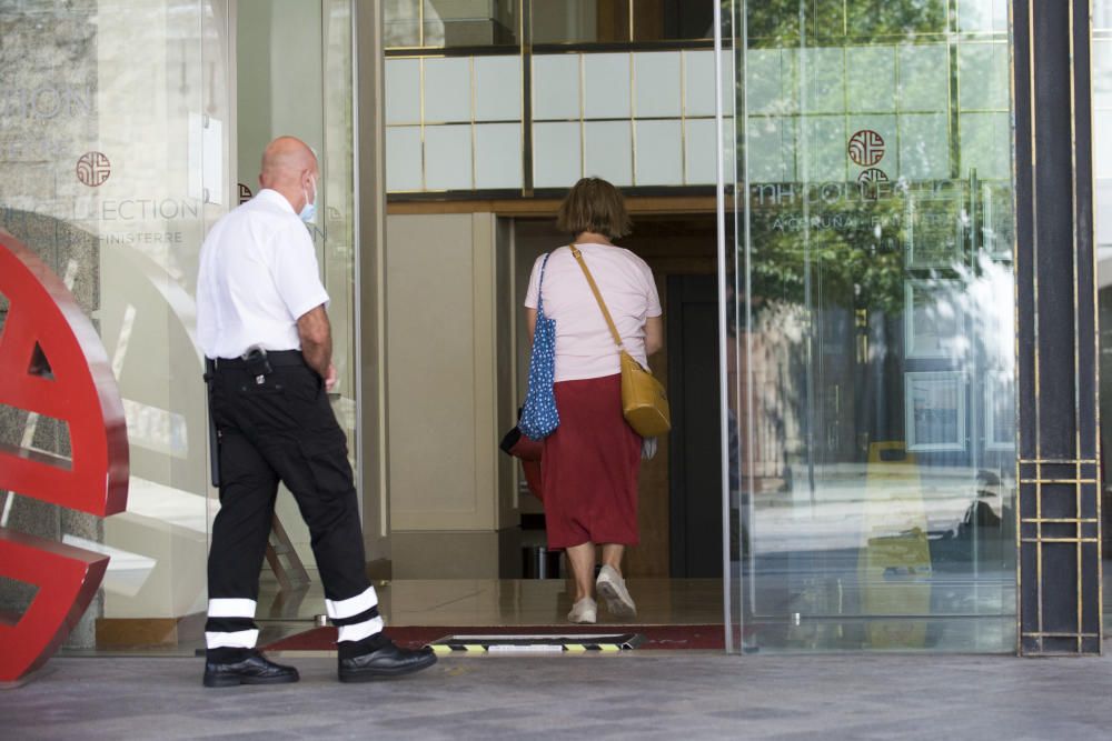 Los jugadores se encuentran aislados en el hotel Finisterre. Hay preguntas en el aire como si viajaron a A Coruña conociendo los contagios previos en Madrid.