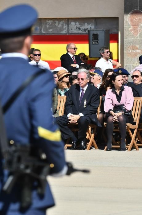 10/12/2019 TELDE.  El Mando Aéreo de Canarias celebra la festividad de Nuestra Señoara del Loreto, Patrona del Ejército del Aire, con imposición de condecoraciones, homenaje alos Caídos y Desfile.  Fotógrafa: YAIZA SOCORRO.  | 10/12/2019 | Fotógrafo: Yaiza Socorro