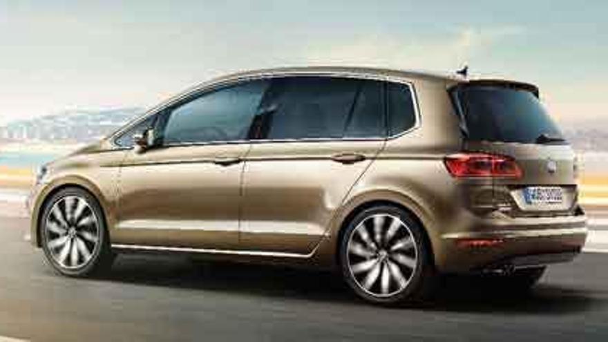 Imagen exterior del deportivo Volkswagen Golf Sportsvan.