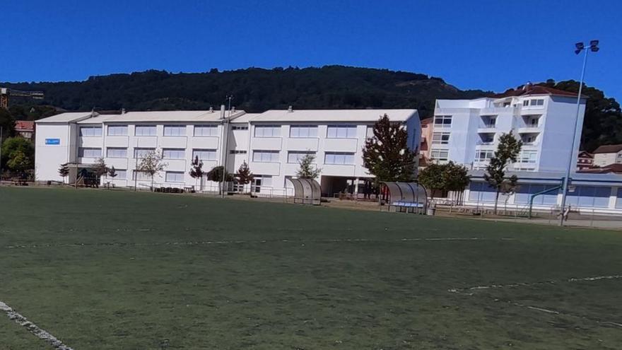 Los colegios moañeses recuperan sus conserjes
