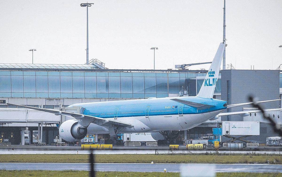 IEA, Avrupa'nın yalnızca altı haftalık jet yakıtına sahip olduğunu söylüyor